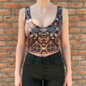 LIKE NEW! Top Shop printed crop top!